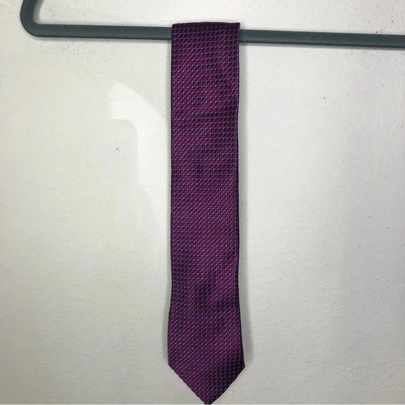 Nautica Blue and Magenta Silk Tie EUC - Picture 1 of 4